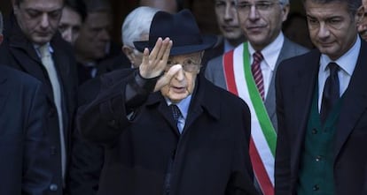 Napolitano en la capilla ardiente de Francesco Rosi, el 12 de enero.