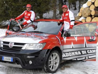 Fernando Alonso y su compañero Felipe Massa, ayer en Madonna di Campiglio.