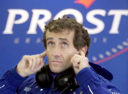 Alain Prost, en 2000, en el Gran Premio Silverstone
