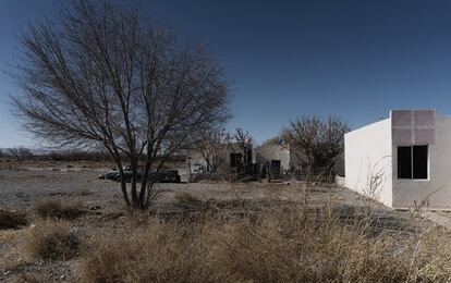Casas que abandonaron los pobladores del Valle de Juárez por la violencia.