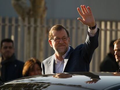 Rajoy, després de votar aquest diumenge a Aravaca (Madrid).
