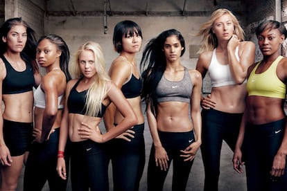 En 1977 nació el sostén deportivo. La prenda revolucionó el sector y facilitó la práctica de deporte a la mujer. Sin embargo, a día de hoy, el 75% no usa el modelo adecuado para hacer ejercicio. En la imagen, una de las campañas de Nike inmortalizada por el objetivo de Annie Leibovitz (2011).