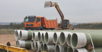 Obras del canal Segarra-Garrigues, en 2012.