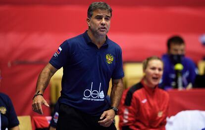 HERNING, DENMARK - DECEMBER 15: Ambros Martín, head coach of Russia in action during the Women's EHF EURO 2020 match beween Denmark and Russia in Jyske Bank Boxen on December 15, 2020 in Herning, Denmark. (Photo by Jan Christensen / FrontzoneSport via Getty Images)