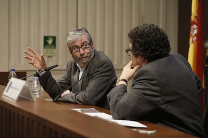 Charla entre Antonio Mu&ntilde;oz Molina y Manuel Rodrigez Rivero.