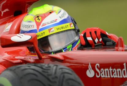 Felipe Massa, a bordo de su Ferrari.