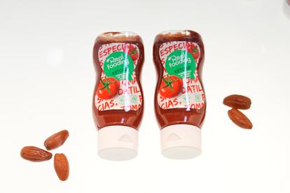 Detalle de una salsa ketchup con dátiles, una de las novedades de la feria internacional Alimentaria & Hostelco.