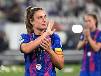 Alexia Putellas llora este sábado tras caer en la final de la Champions ante el Lyon en Turín.