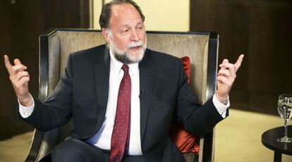 Ricardo Hausmann, en el hotel Intercontinental de Madrid, durante la entrevista. 