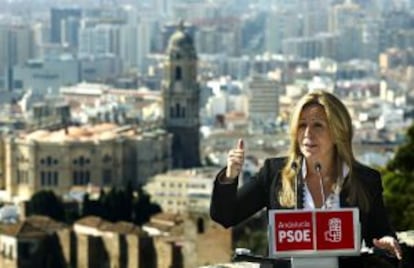 La ministra de Exteriores, Trinidad Jiménez, ayer en Málaga.