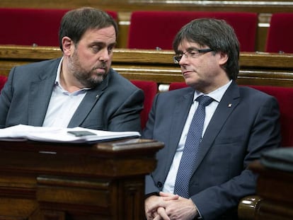 Oriol Junqueras, junto al presidente Carles Puigdemont.