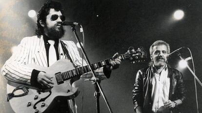 Raul Seixas e Paulo Coelho em show no Canecão, em 1970.