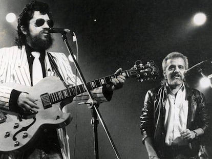 Raul Seixas e Paulo Coelho em show no Canecão, em 1970.