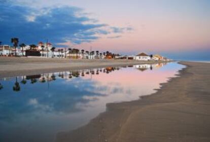 Atardecer en la playa de La Antilla.