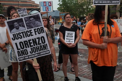 Protesta por los asesinatos de ICE en Maine, Biddeford, en Portland, el 14 de julio.