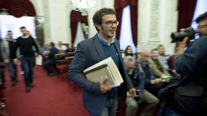 El alcade de C&aacute;diz, Jos&eacute; Mar&iacute;a Gonz&aacute;lez, en el Ayuntamiento de la ciudad.