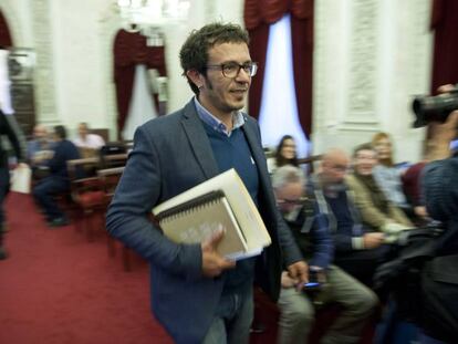 El alcade de C&aacute;diz, Jos&eacute; Mar&iacute;a Gonz&aacute;lez, en el Ayuntamiento de la ciudad.