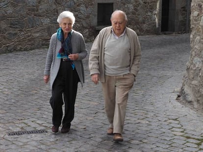 Jordi Pujol y su esposa, Marta Ferrusola, en Queralbs, en el Pirineo catalán, en diciembre de 2015.