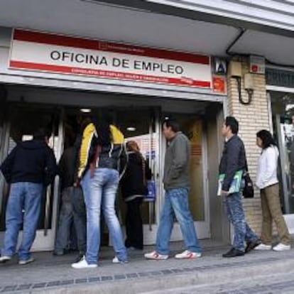 Cuando cada empleado público se ocupa de más de 300 parados