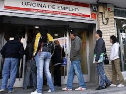 Cuando cada empleado público se ocupa de más de 300 parados