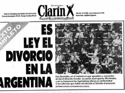 Portada del diario Clarín del 4 de junio de 1987 donde se informa de la aprobación de la ley de divorcio en Argentina. 