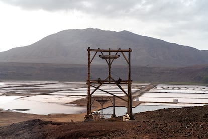 Vista de las salinas de Pedra Lume, en isla de Sal.