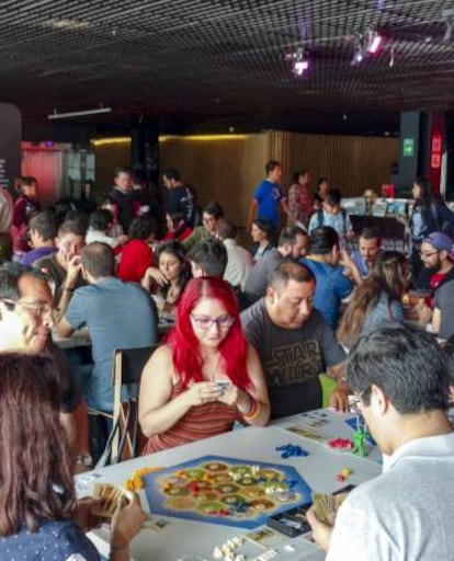 Juegos distribuidos por Devir como Catan (en la foto) tienen cada vez m&aacute;s aficionados en Am&eacute;rica Latina.