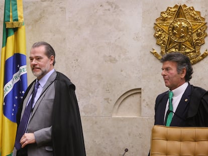 Ministros Dias Toffoli e Luiz Fux após sessão de encerramento do ano forense no STF, em 19 de dezembro de 2019.