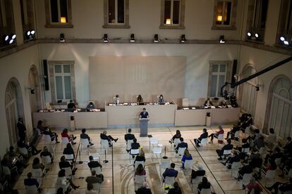 Una imagen del salón de Plenos. / ALBERT GARCIA