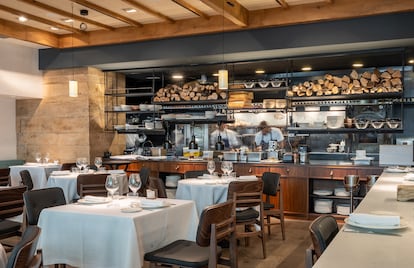 Interior del restaurante Molino de Pez, en Barcelona.