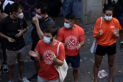 Protesta de activistas del Sindicato de Inquilinos en un desahucio en Barcelona, en una imagen de archivo.