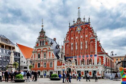 La Casa de los Cabezas Negras, en Riga (Letonia). 