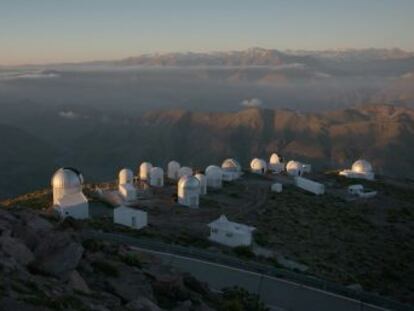 Un telescopio chileno confirma que la misteriosa energía oscura compone la mayor parte del cosmos