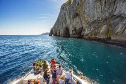 Crucero turístico entre Bermeo y Elantxobe, en Bizkaia.