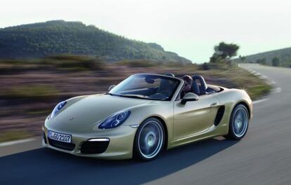 El Boxster 2012 mejora a&uacute;n m&aacute;s su comportamiento y puede gastar solo 7,7 litros