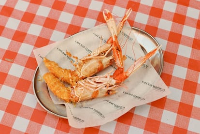 El caballito de cigala, reinterpretación del icono murciano, es el plato más conocido del Verónicas.