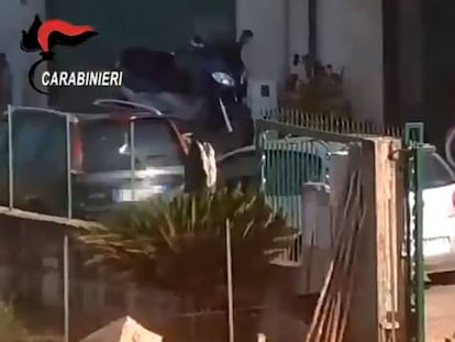 Dos líderes de la 'Ndrangheta, en una residencia de Vibo Valentia (Calabria).