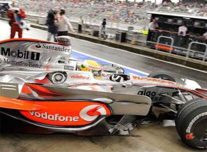 El británico de McLaren consigue una nueva 'pole' en Japón