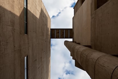 Detalle del edificio religioso proyectado por Le Corbusier en la localidad francesa de Éveux.