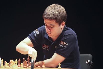 Jaime Santos, durante su duelo de hoy en León con Viswanathan Anand