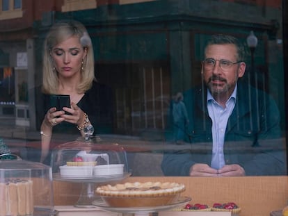 Rose Byrne e Steve Carell, em Irresistible.