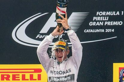 Hamilton celebra su victoria