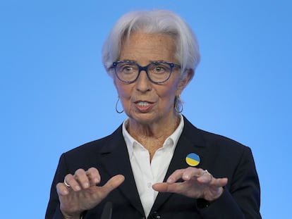 La presidenta del BCE, Christine Lagarde, durante una rueda de prensa en Fráncfort, a finales de marzo.