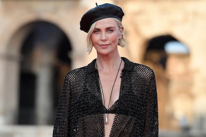 Charlize Theron, en la alfombra roja de la presentación mundial de la película 'Fast X' en el Coliseo de Roma, el 12 de mayo de 2023.