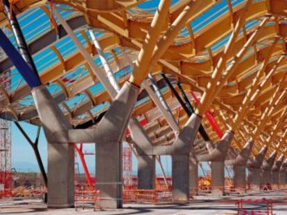 La terminal T-4 de Barajas tiene una escala planetaria, 1,2 kilómetros de longitud.