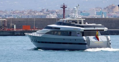 Imagen sin datar del Fortuna entrando en el puerto de Palma. 