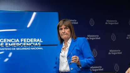 Patricia Bullrich en una conferencia de prensa en Buenos Aires el 13 de marzo 2025.