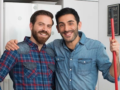 Por qué importa que un gay coja una fregona