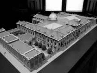 B 33518 - (23.3.200) - Color - Maqueta de la ampliación del edificio del Parlament - Foto : Arduino Vannucchi -