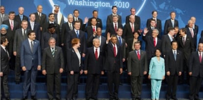 Los líderes políticos posan en la foto de familia de la Cumbre de Seguridad Nuclear de Washington.